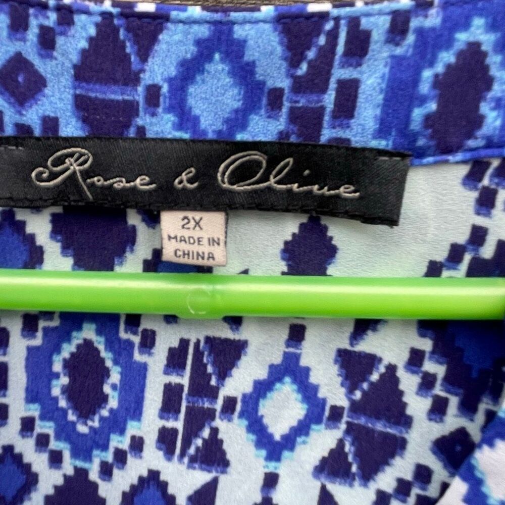 Rose & Olive size 2X Mandrin collar 3/4 sleeves tunic. - Picture 3 of 5